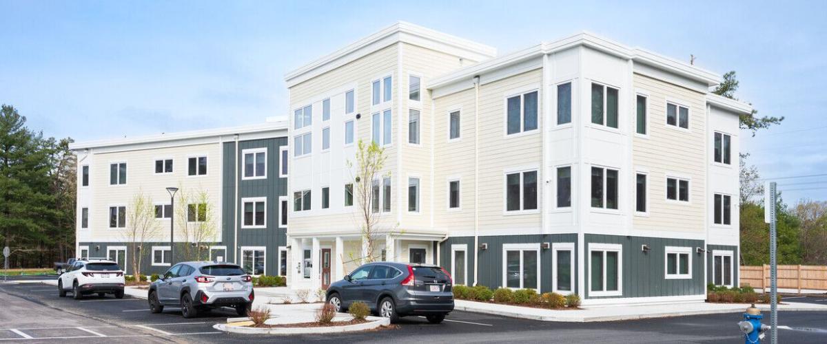 Front view of Glen Brook Building D