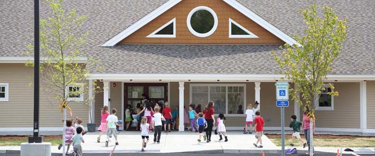 Hollis Montessori School front entryway