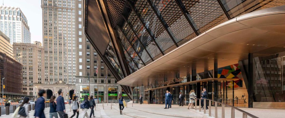 Street level entry way to JPMorgan Chase building