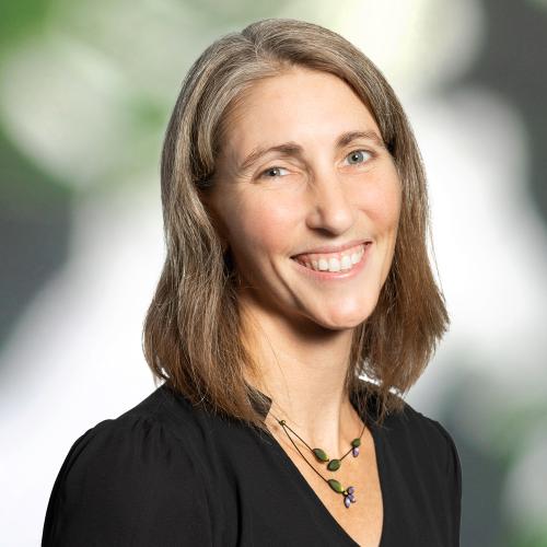 Shannon Kaplan headshot