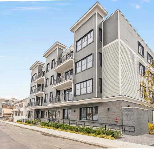 Streetview of 28 Mount Pleasant Street.