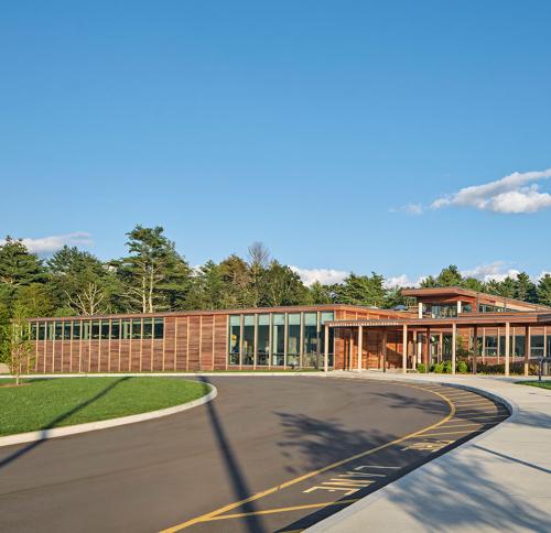 Front view of Mansfield Elementary School