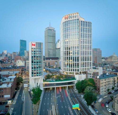 Completed Parcel 12 development over I-95.